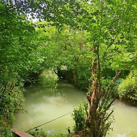 Le Beauvillage אתר קמפינג *